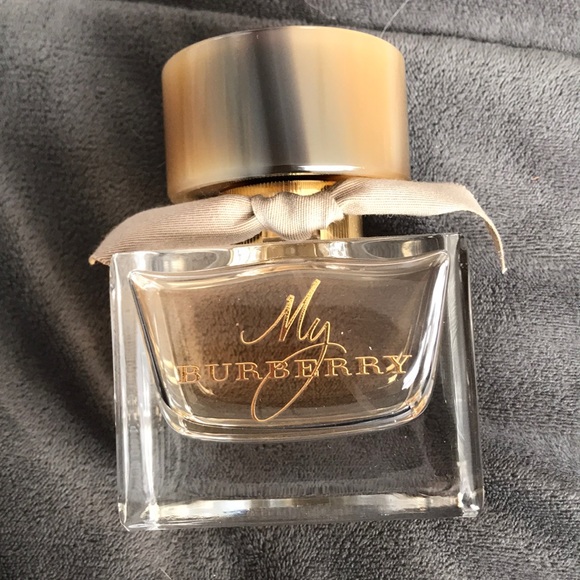 Burberry perfume- NEVER USED - Picture 1 of 2